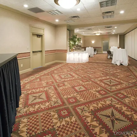 Holiday Inn Coralville - Iowa City By Ihg 