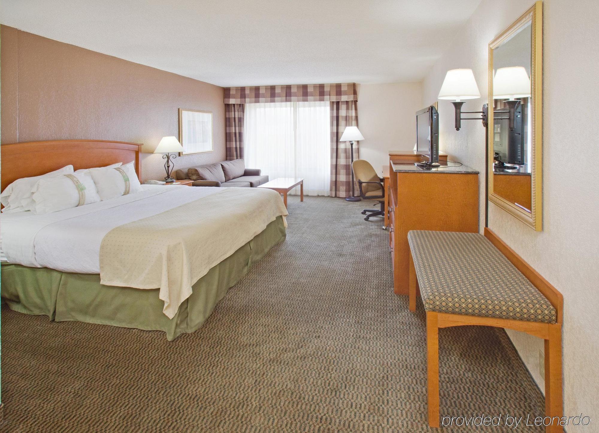 - Iowa By Ihg