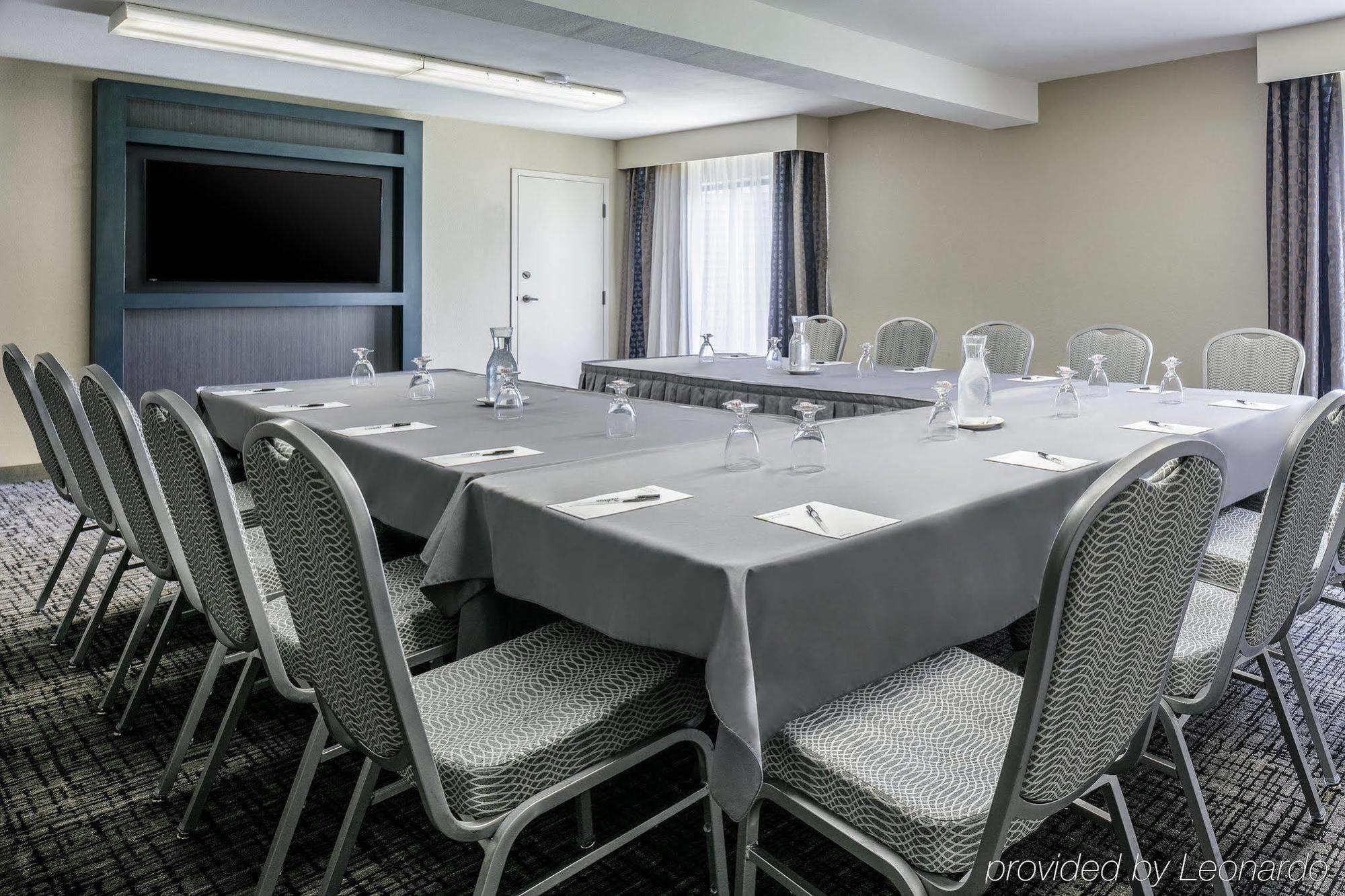 - Iowa By Ihg Coralville